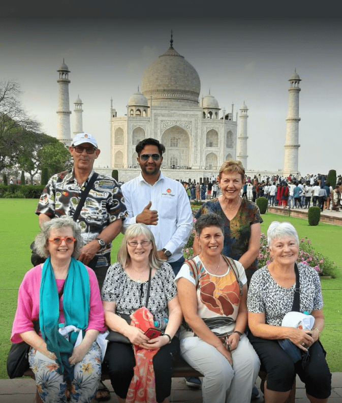 A group tour of India in September 2018